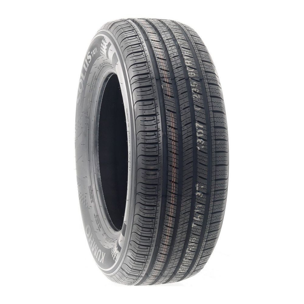 Set of (4) New 235/60R16 Kumho Solus TA11 100T - Image 1