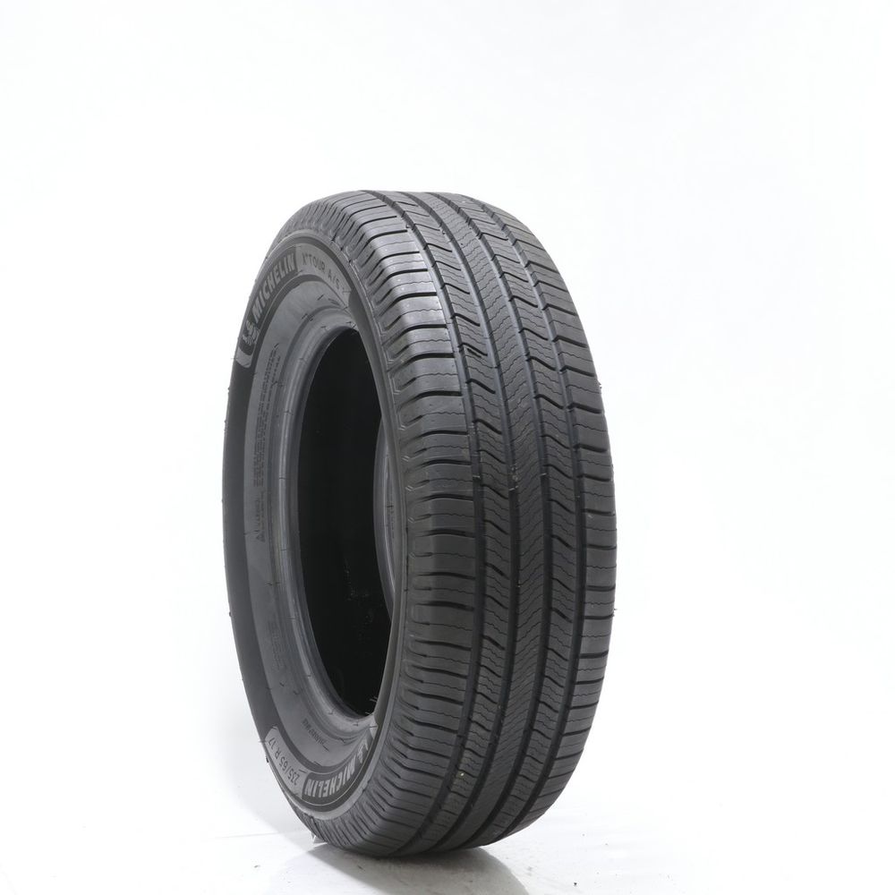 New 235/65R17 Michelin X Tour A/S 2 104H - New - Image 1