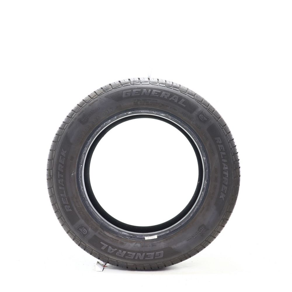 Used 215/60R16 General Reliatrek 95V - 8/32 - Image 3