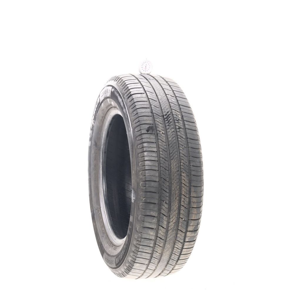 Set of (4) Used 225/65R17 Michelin Defender 2 102H - 7-7.5/32 - Image 1
