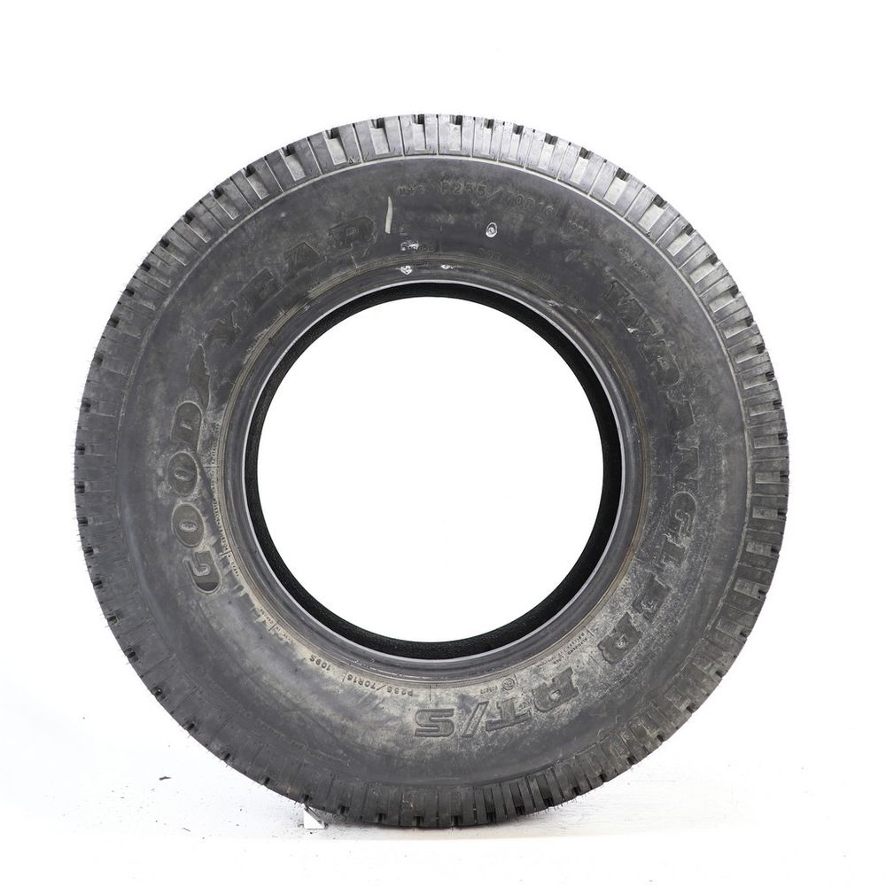 Used P 255/70R16 Goodyear Wrangler RT/S 109S - 14/32 - Image 3