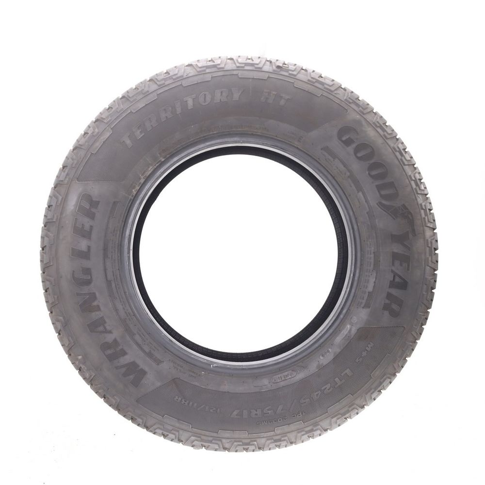 Used LT 245/75R17 Goodyear Wrangler Territory HT 121/118R E - 11.5/32 - Image 3
