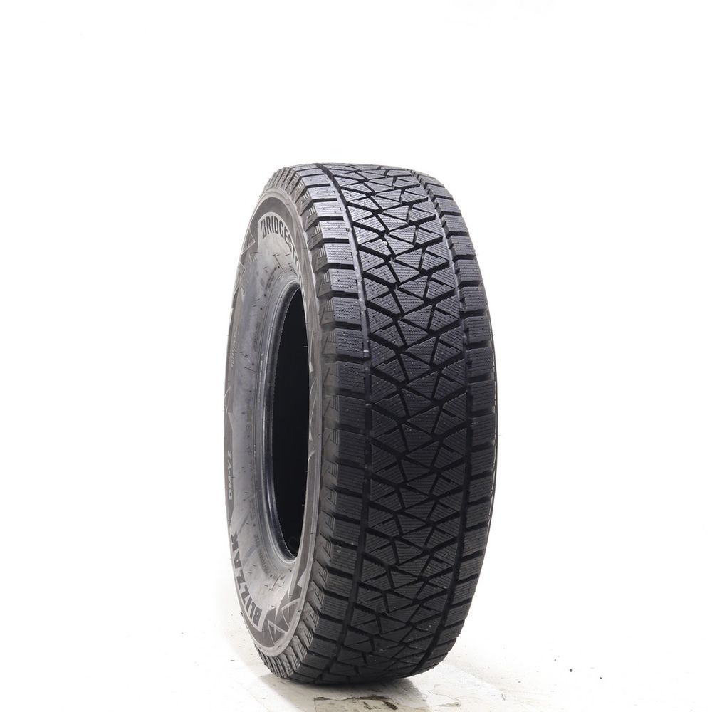 Driven Once 255/70R16 Bridgestone Blizzak DM-V2 111S - 13.5/32 - Image 1