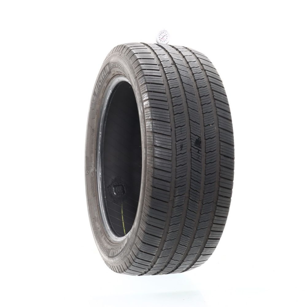 Used 305/45R22 Michelin Defender LTX M/S 118H - 8.5/32 - Image 1