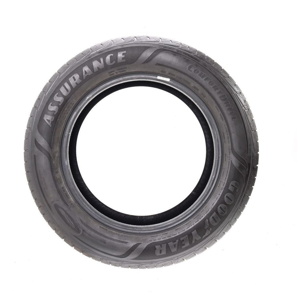 Used 245/60R18 Goodyear Assurance ComfortDrive 105V - 5.5/32 - Image 3