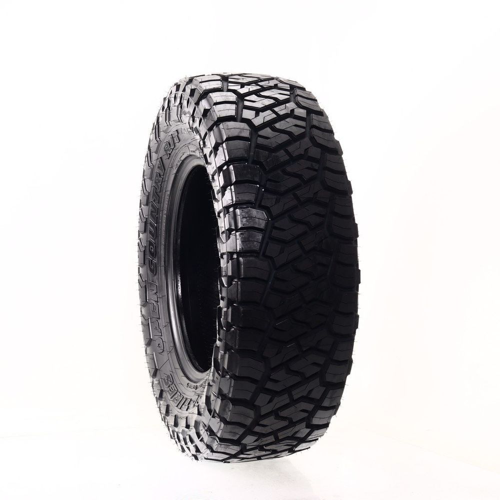 New LT 275/70R17 Toyo Open Country RT Trail 124/121S E - Image 1