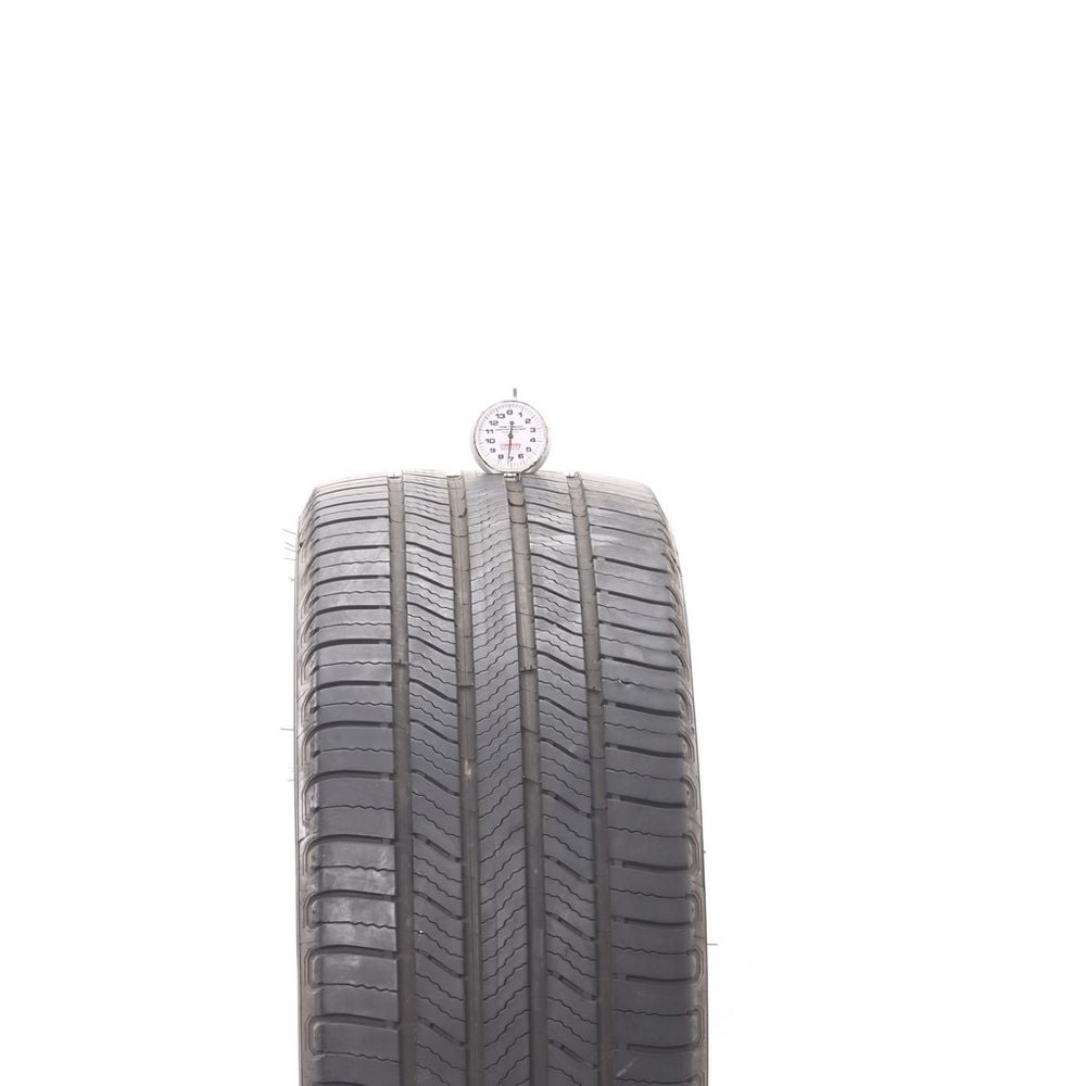 Set of (2) Used 235/40R19 Michelin Defender 2 96V - 7-8.5/32 - Image 2