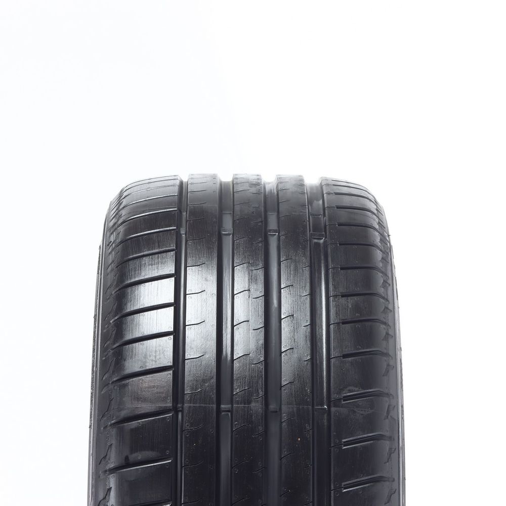 Set of (2) New 235/40R20 Bridgestone Potenza Sport 96Y - 8.5/32 - Image 2