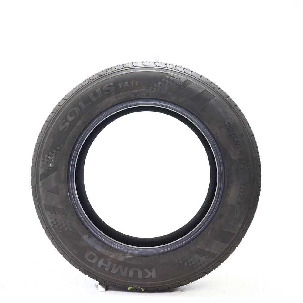 Set of (4) Used 225/65R17 Kumho Solus TA11 102T - 7-8.5/32 - Image 12
