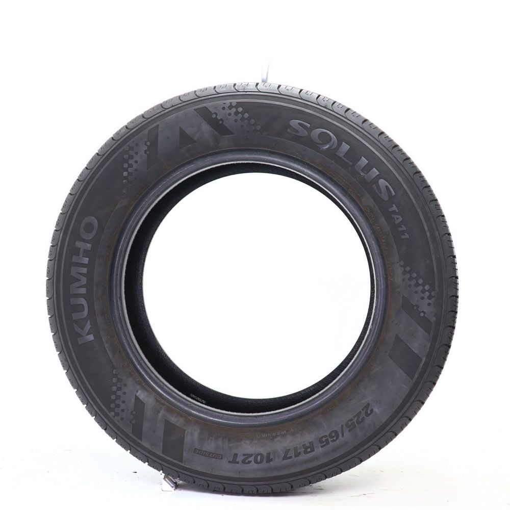 Set of (4) Used 225/65R17 Kumho Solus TA11 102T - 7-8.5/32 - Image 3