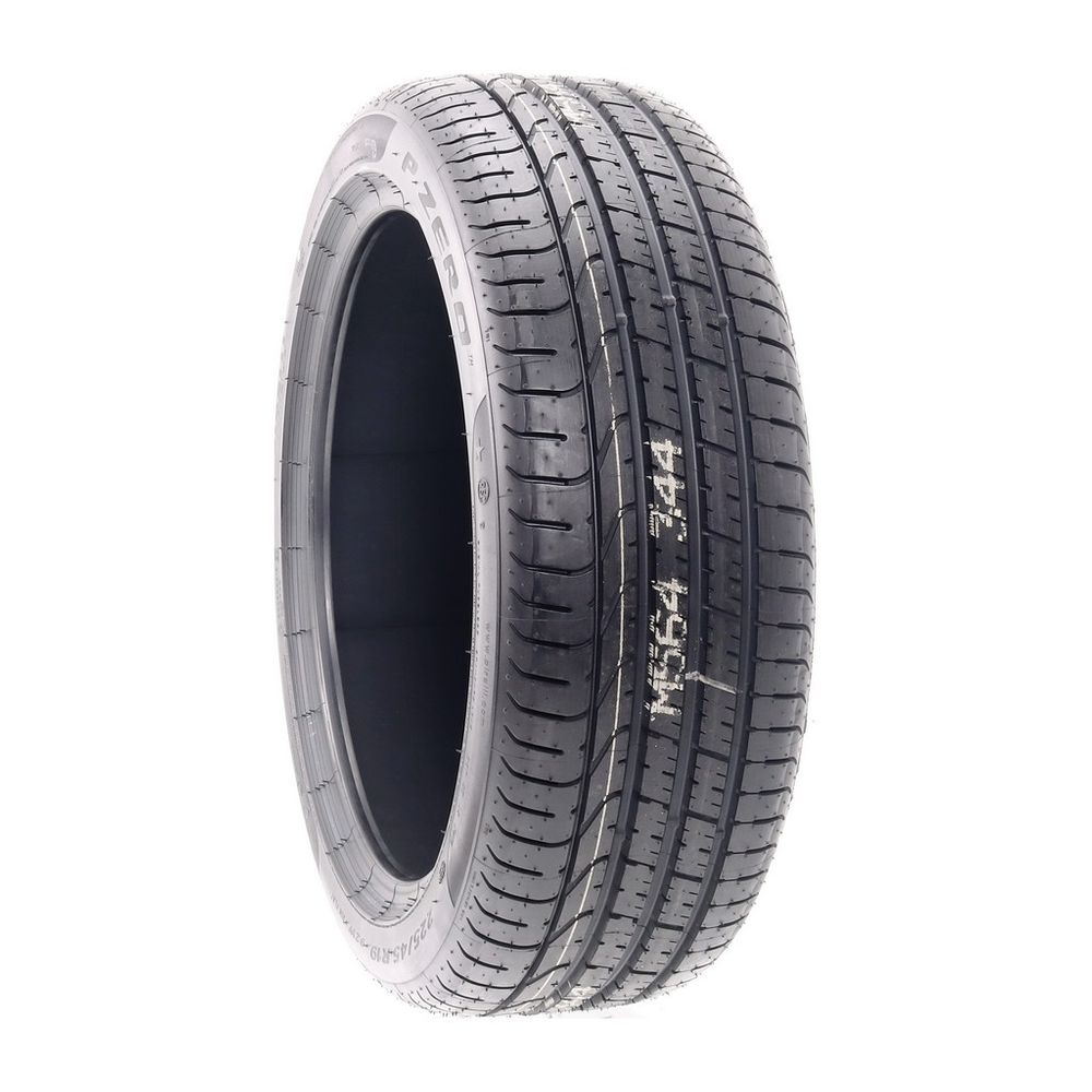 Set of (2) Driven Once 225/45R19 Pirelli P Zero Run Flat 92W - 10/32 - Image 1