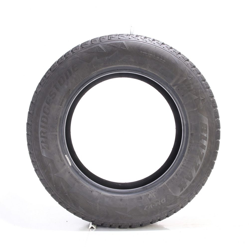 Set of (2) Used 235/65R17 Bridgestone Blizzak DM-V2 108S - 9.5-10/32 - Image 3