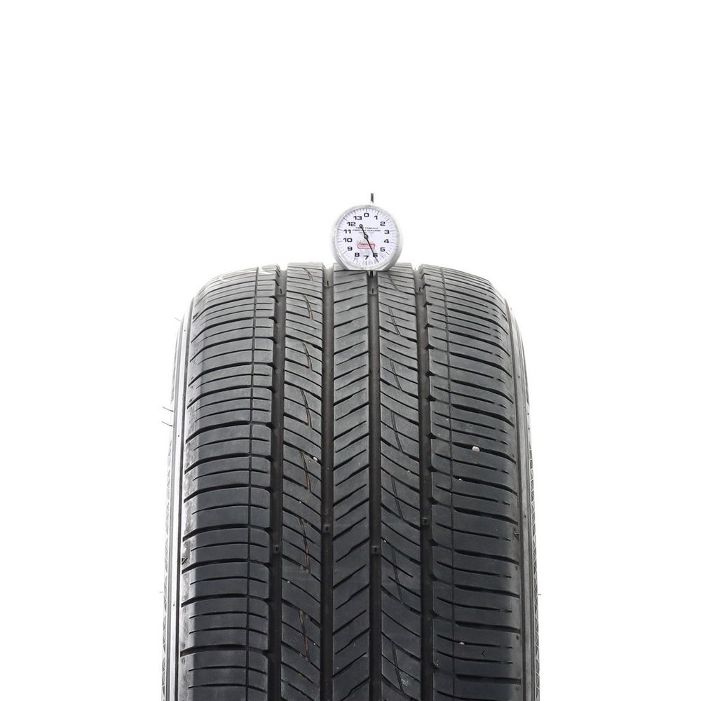 Set of (2) Used 235/55R19 Kumho Crugen HP71 101H - 5-6/32 - Image 5