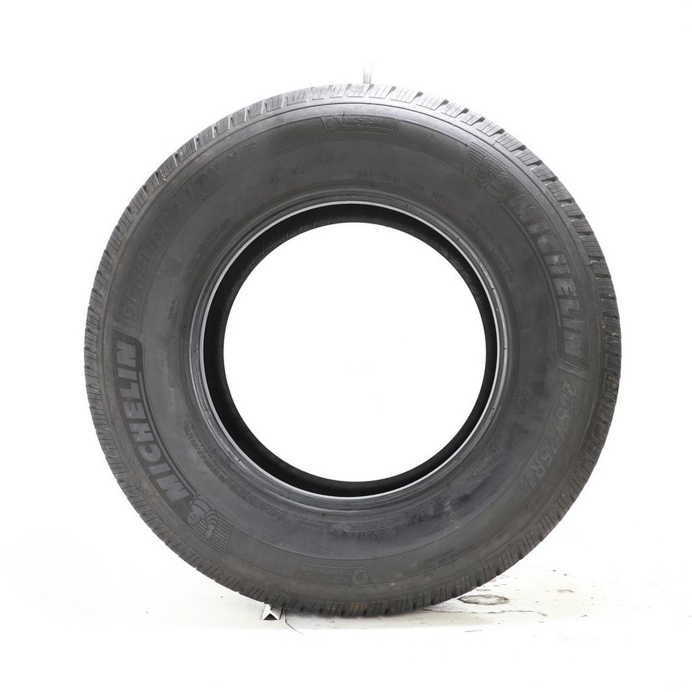 Used 255/75R17 Michelin Defender LTX M/S 115T - 10.5/32 - Image 3