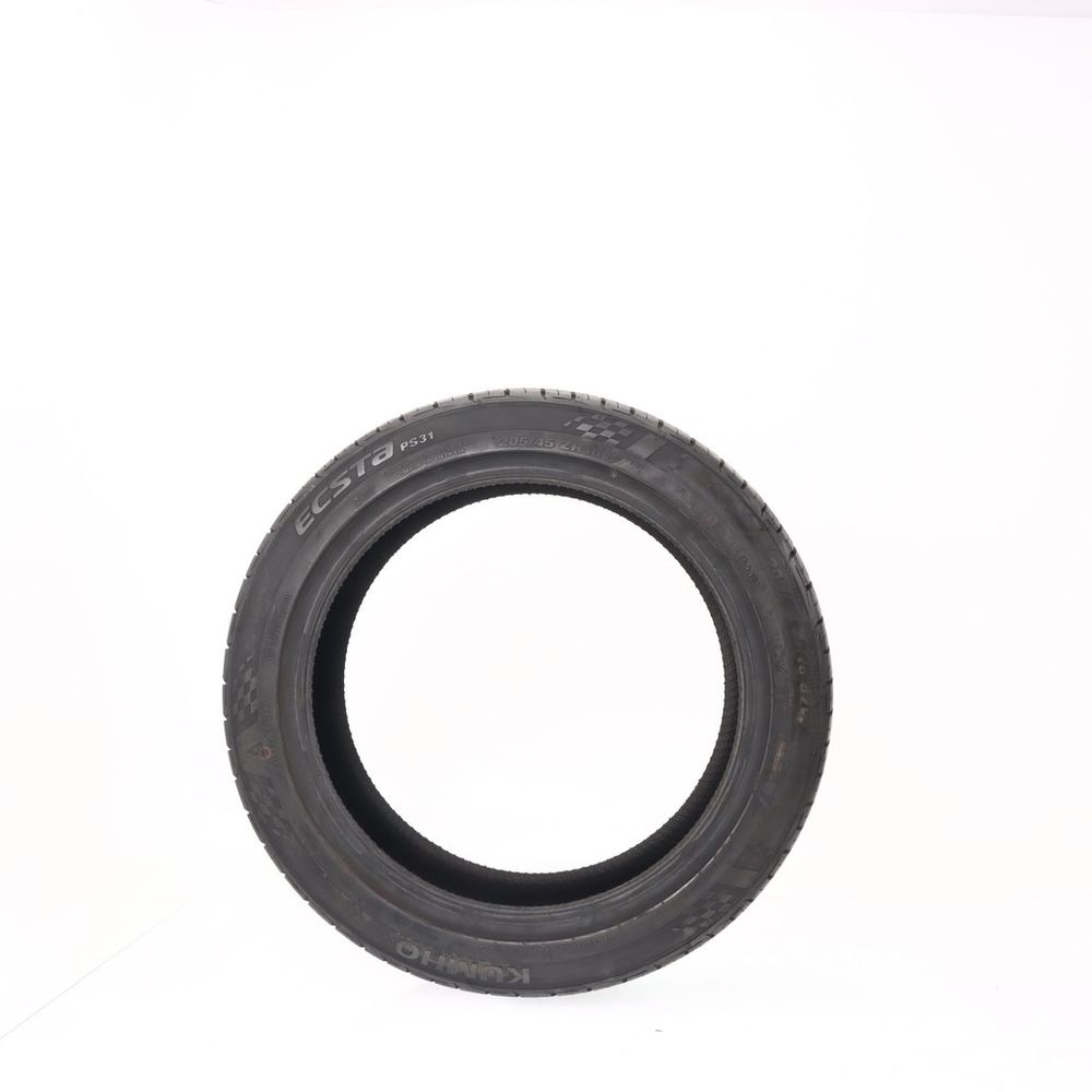 Driven Once 205/45ZR16 Kumho Ecsta PS31 87W - 10.5/32 - Image 3
