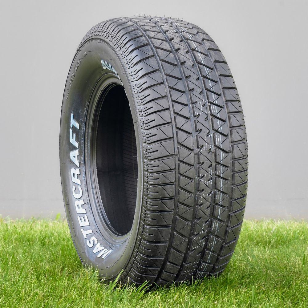 Set of (4) New 275/60R15 Mastercraft Avenger GT 107T - 10/32 - Image 1