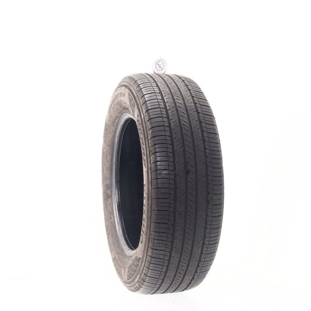 Set of (4) Used 235/65R17 Kumho Crugen HP71 104H - 5/32 - Image 1
