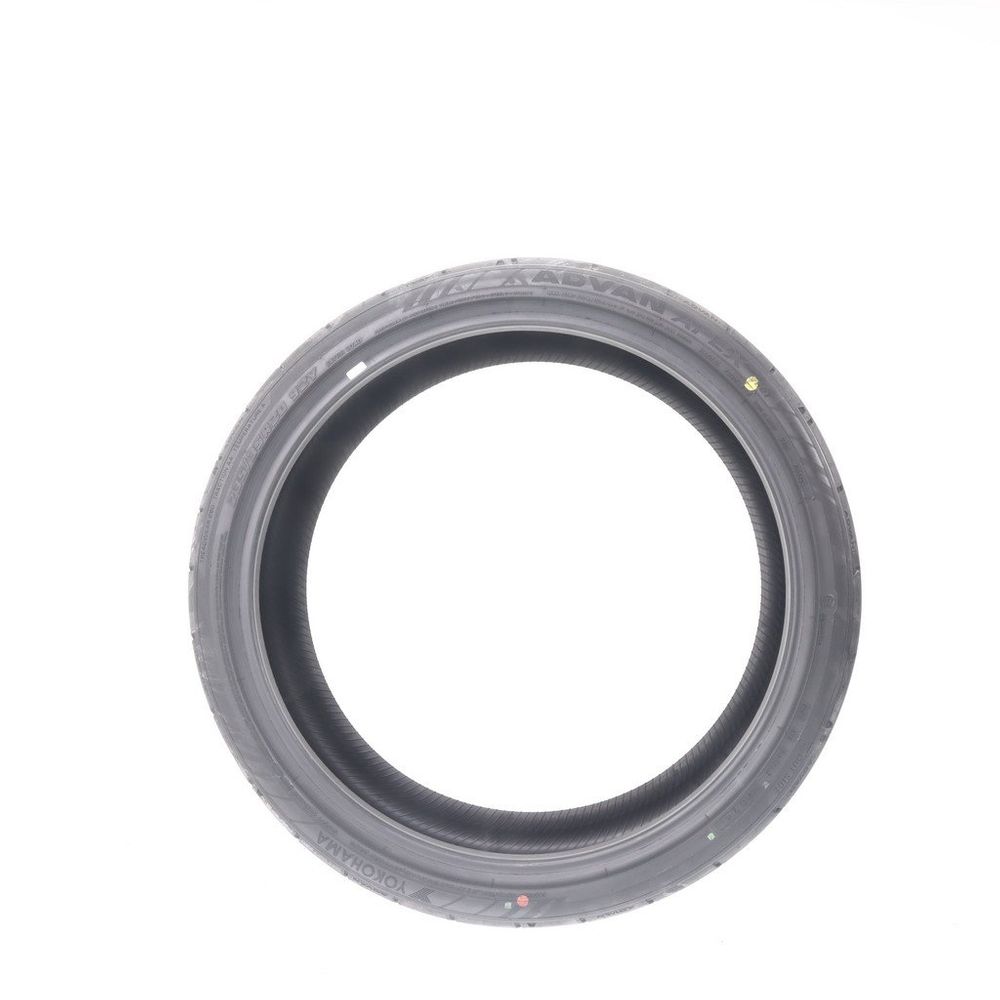 New 235/35R20 Yokohama Advan Apex V601 92Y - Image 3
