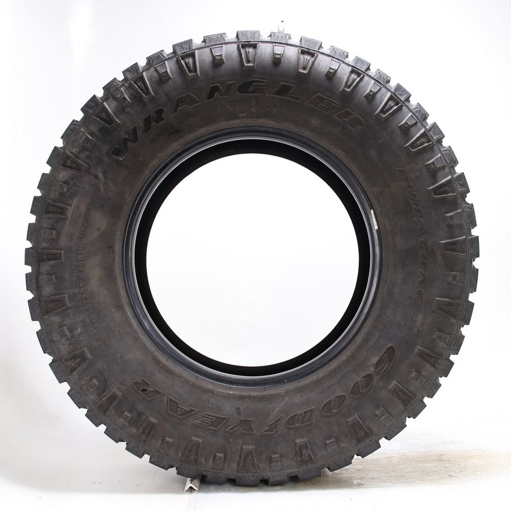 Set of (2) Used LT 285/75R18 Goodyear Wrangler Duratrac 129/126Q E - 7.5-8/32 - Image 3