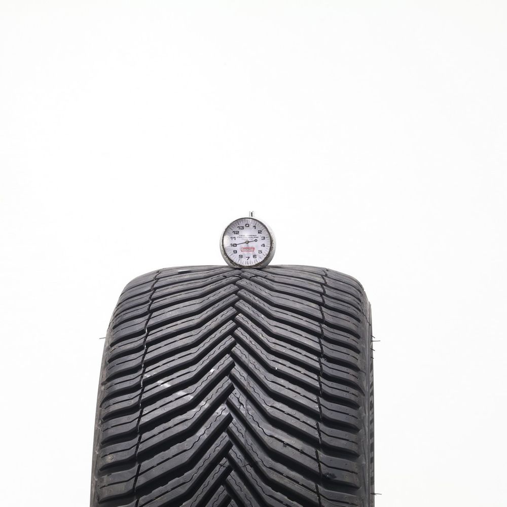 Set of (2) Used 235/40R19 Michelin CrossClimate 2 96V - 9.5-10/32 - Image 5