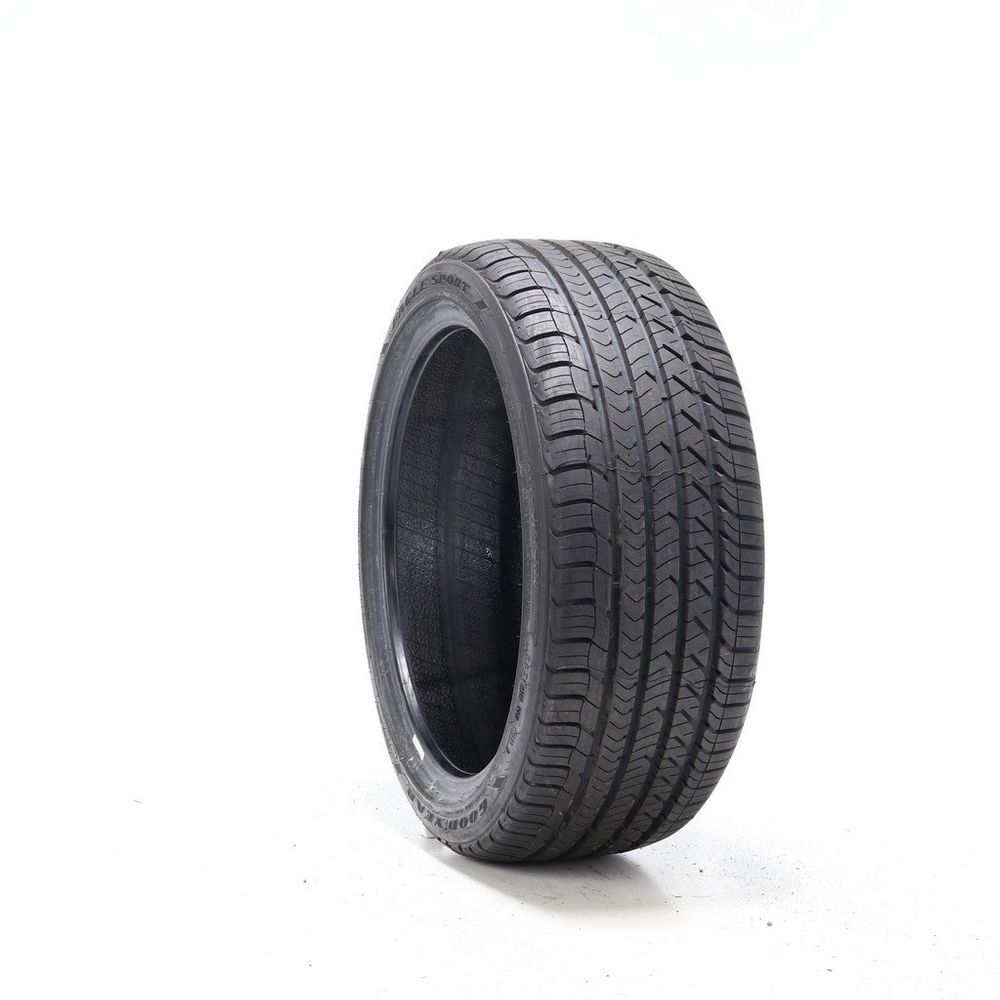 Driven Once 225/40R18 Goodyear Eagle Sport AS 92W - 10.5/32 - Image 1