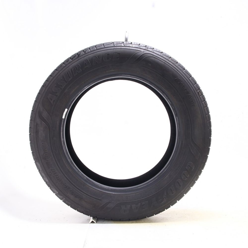 Set of (4) Used 225/65R17 Goodyear Assurance Outlast 102H - 8-9.5/32 - Image 3