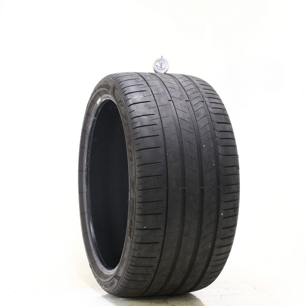 Set of (4) Used 305/30ZR21 Pirelli P Zero PZ4 NF0 Elect 104Y - 5.5-7/32 - Image 4