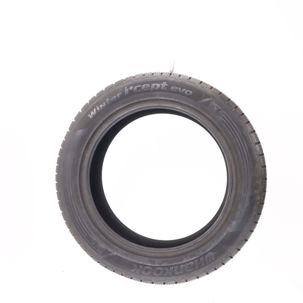 Used 215/55R17 Hankook Winter iCept EVO 98V - 10.5/32 - Image 3