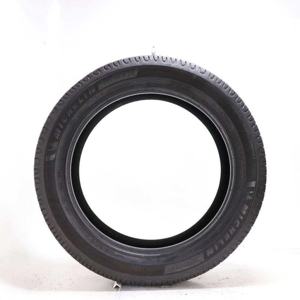 Set of (2) Used 235/55R20 Michelin Defender 2 102H - 7.5-8.5/32 - Image 3