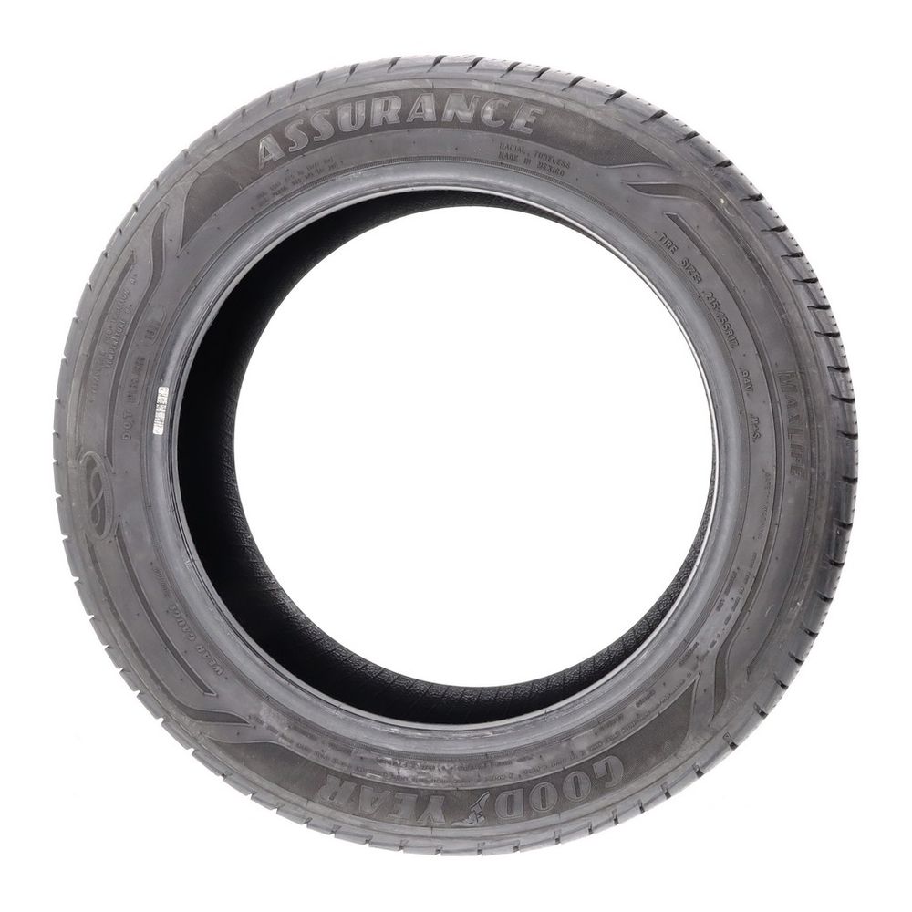 Used 215/55R17 Goodyear Assurance MaxLife 94V - 9/32 - Image 3