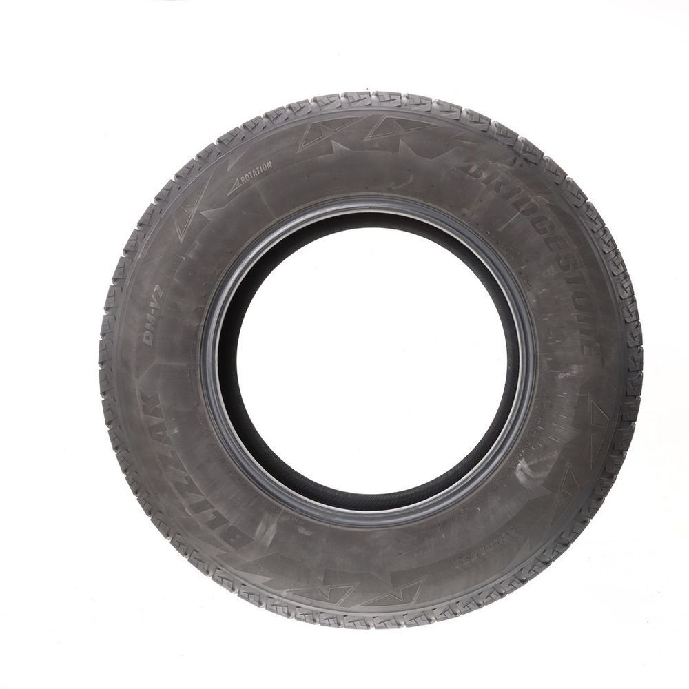 Set of (2) Used 265/70R17 Bridgestone Blizzak DM-V2 115R - 5-6/32 - Image 6