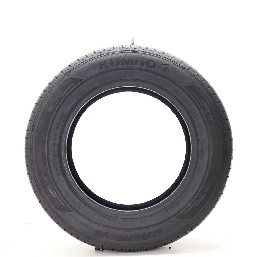Set of (2) Used 235/65R17 Kumho Crugen Premium 104H - 10.5/32 - Image 3