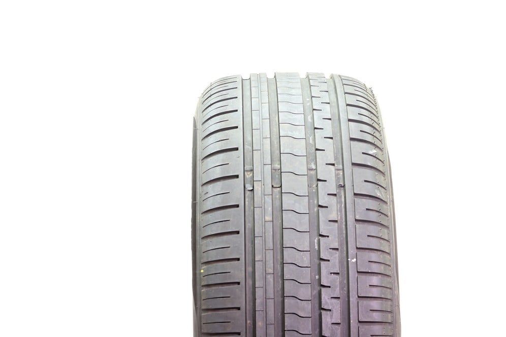 Driven Once 275/60R20 Zeetex SU1000 115H - 10.5/32 - Image 2