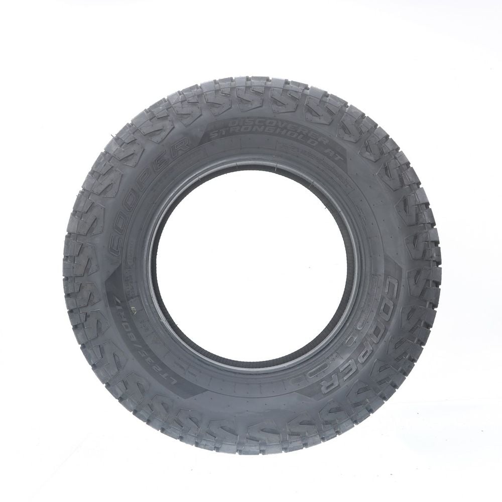 New LT 235/80R17 Cooper Discoverer Stronghold AT 120/117R E - Image 3