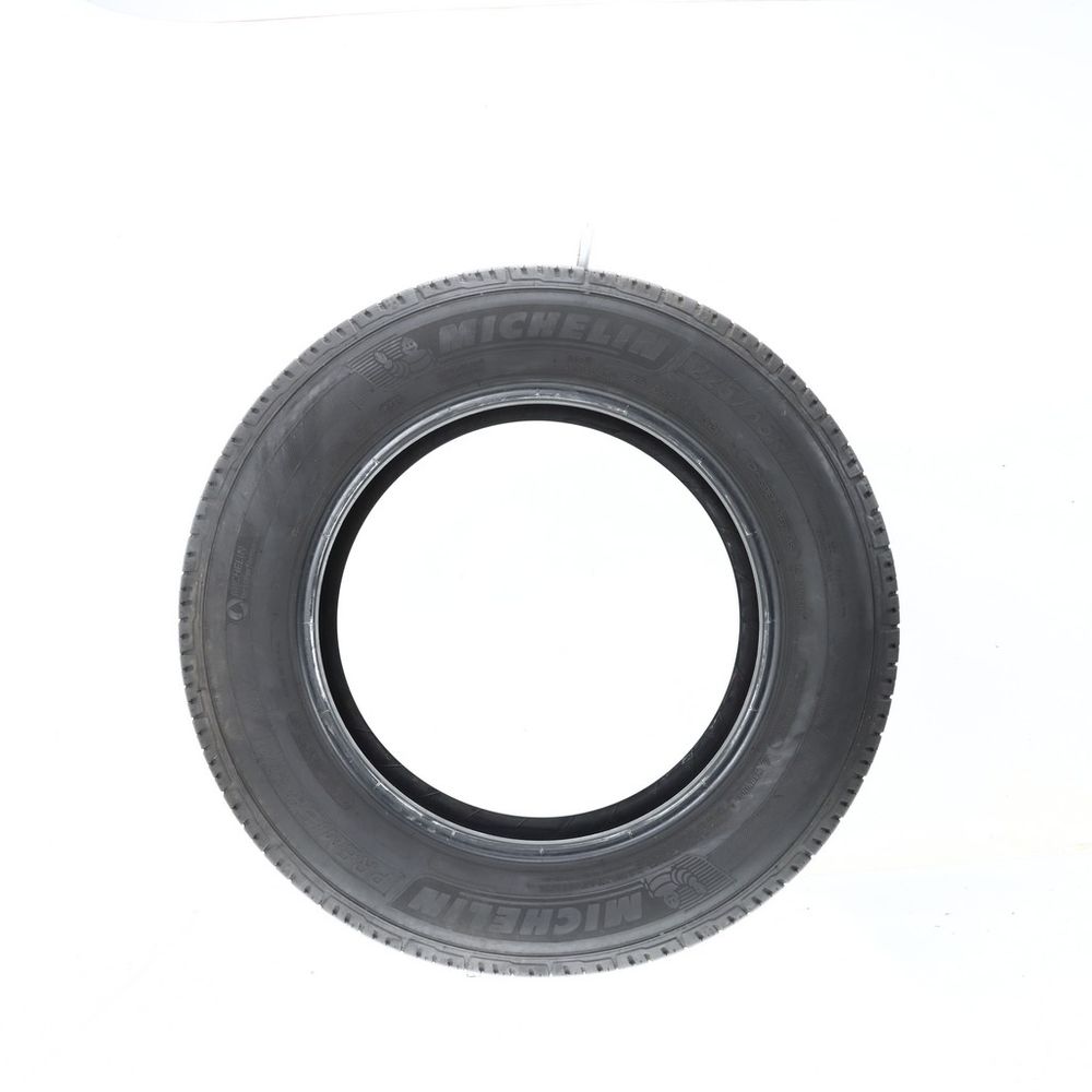 Set of (2) Used 225/65R17 Michelin Premier LTX 102H - 5.5-6/32 - Image 6