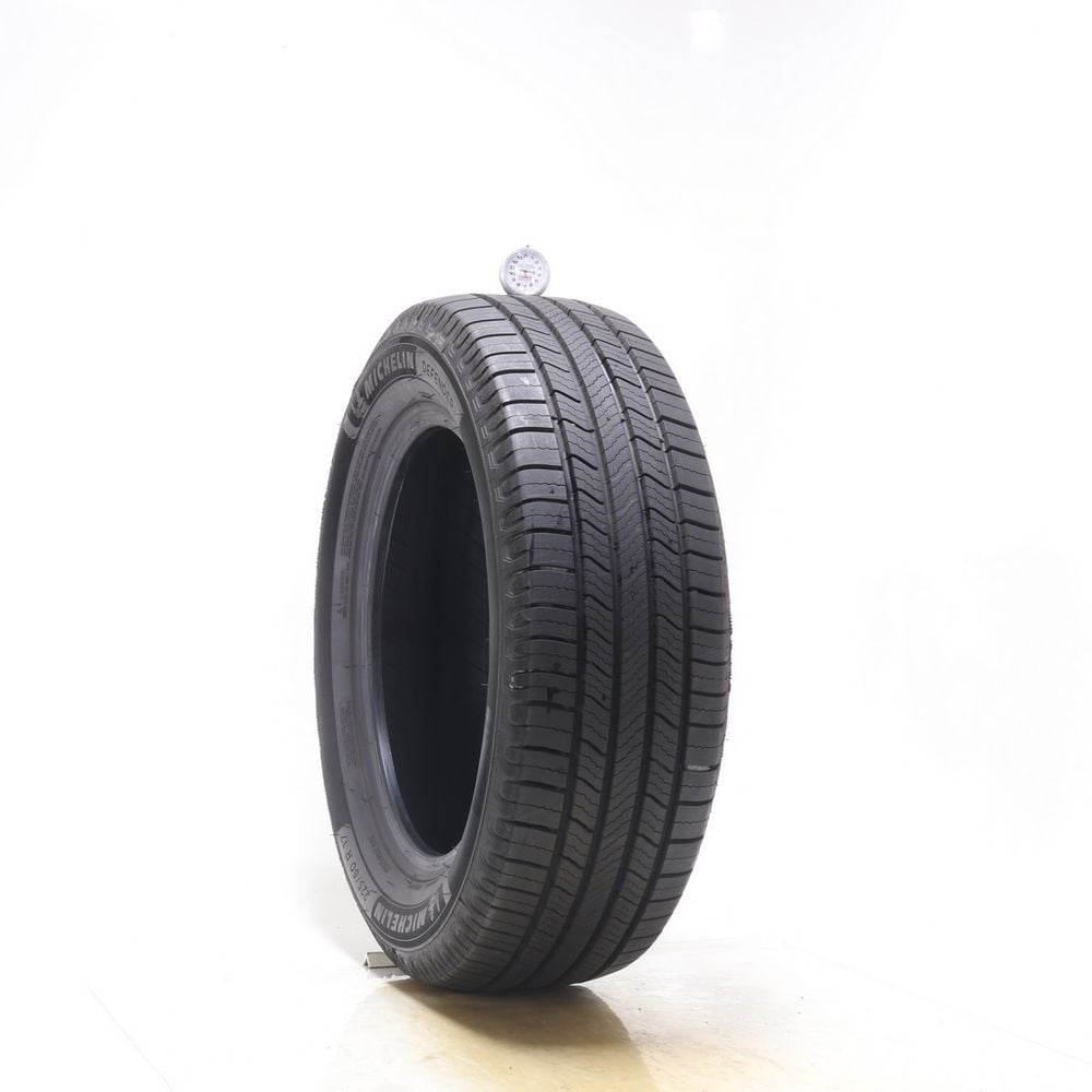 Set of (4) Used 225/60R17 Michelin Defender 2 99H - 9.5-10.5/32 - Image 4