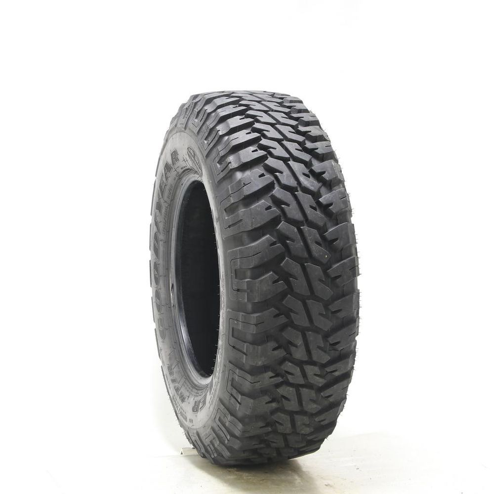 Used LT 245/75R16 Goodyear Wrangler All-Terrain Adventure Durawall 120 ...