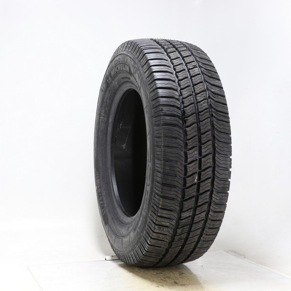 New LT 275/65R18 Michelin Agilis CrossClimate  123/120R E - 13/32 - Image 1