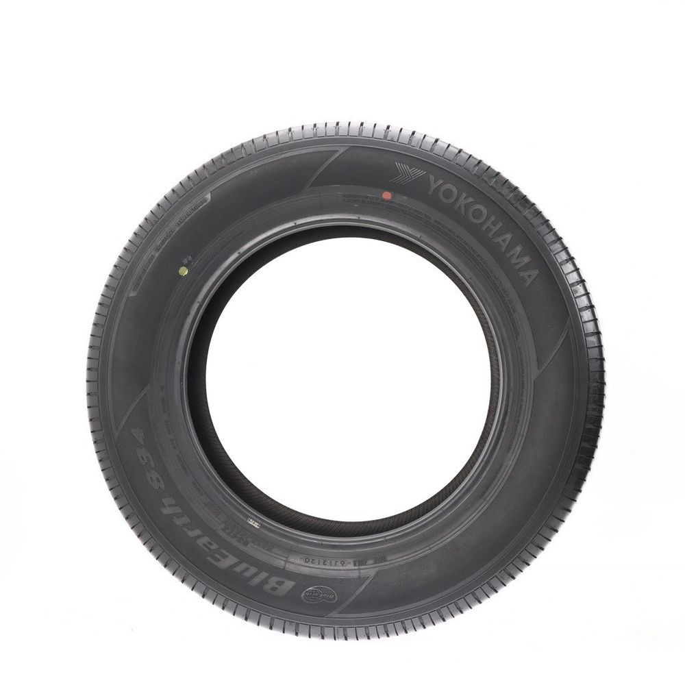 New 235/65R17 Yokohama BluEarth S34TZ 103T - Image 3