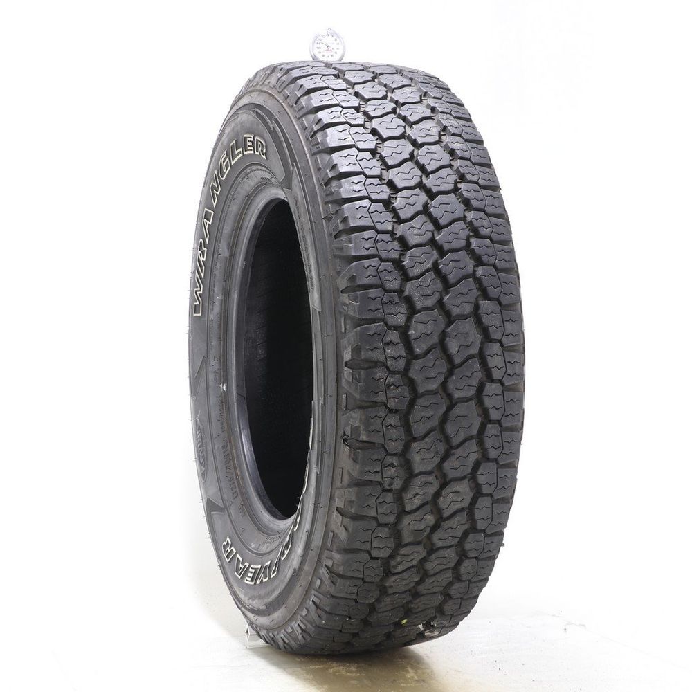 Set of (2) Used LT 275/70R18 Goodyear Wrangler All-Terrain Adventure Kevlar 125/122R E - 10-11.5/32 - Image 4