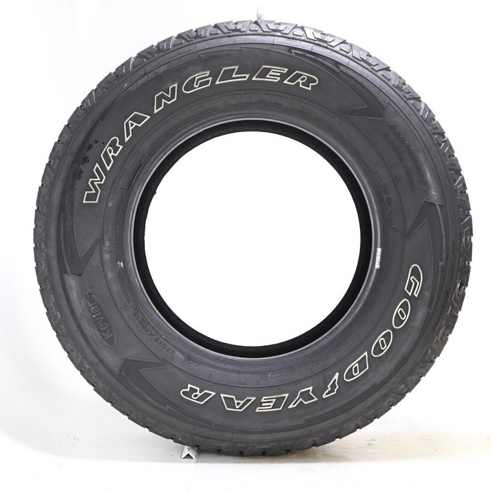 Set of (2) Used LT 275/70R18 Goodyear Wrangler All-Terrain Adventure Kevlar 125/122R E - 10-11.5/32 - Image 6