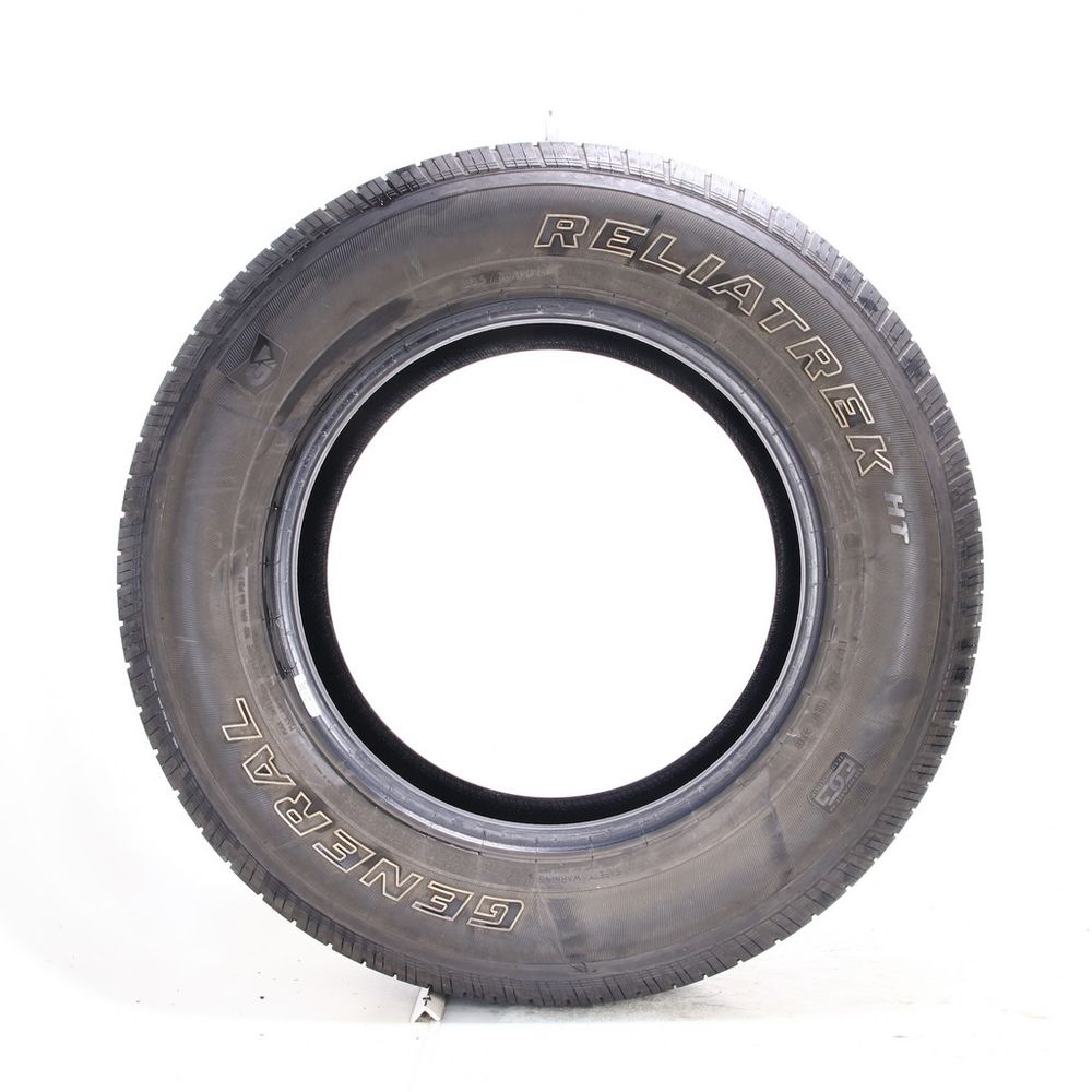 Set of (2) Used 255/70R18 General Reliatrek HT 113T - 6/32 - Image 3
