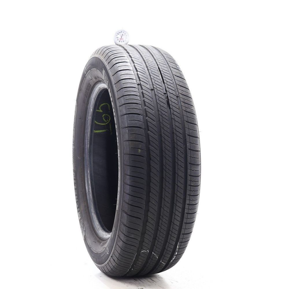 Set of (2) Used 235/60R18 Michelin Primacy Tour A/S 107V - 7.5-8/32 - Image 1