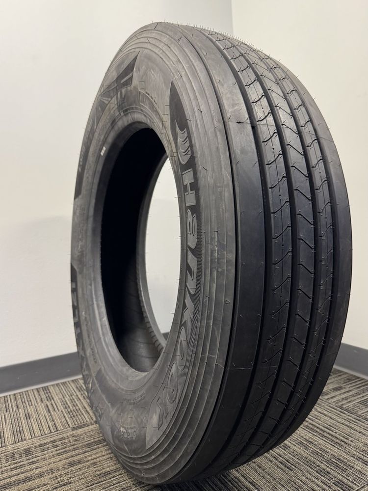 Set of (4) New 285/75R24.5 Hankook e3 Max TL21 Long Haul 144/141L - Image 1