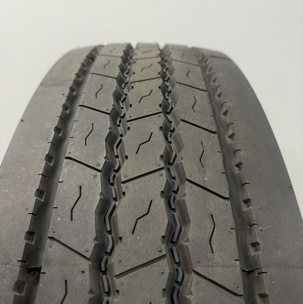 New 11R22.5 Transmax TR 1000X 144/142M - Image 2