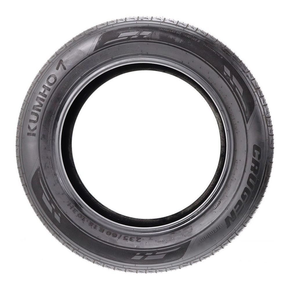 Used 235/60R18 Kumho Crugen Premium 103H - 5.5/32 - Image 3