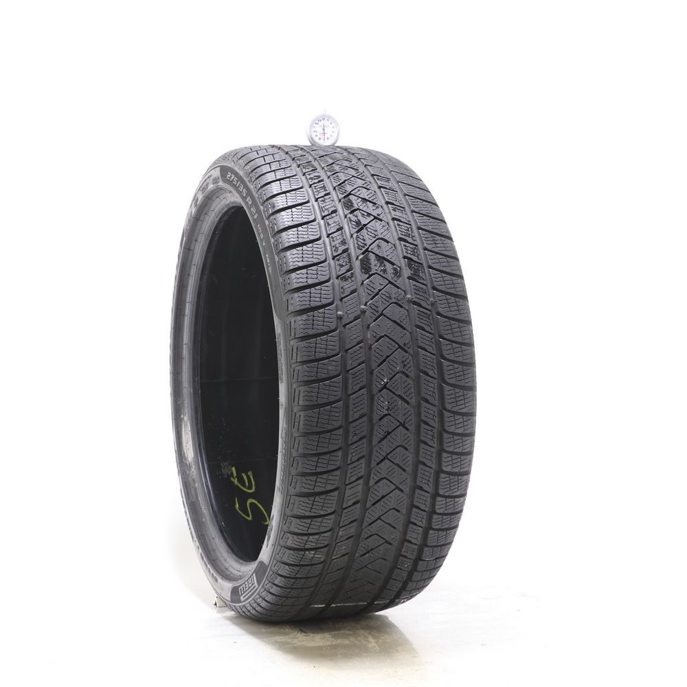 Set of (2) Used 275/35R21 Pirelli Winter Sottozero 3 Run Flat 103V - 7-8.5/32 - Image 1