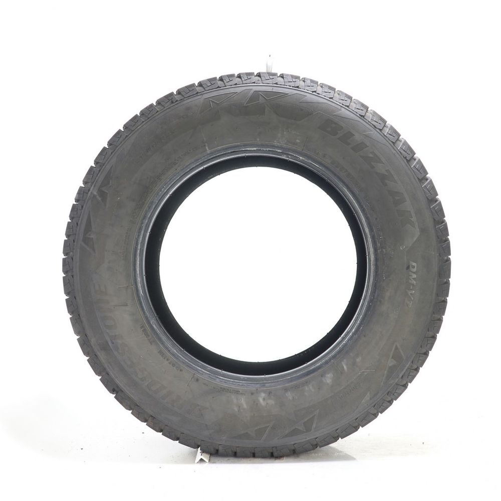 Set of (2) Used 265/65R17 Bridgestone Blizzak DM-V2 112R - 6.5-7/32 - Image 3