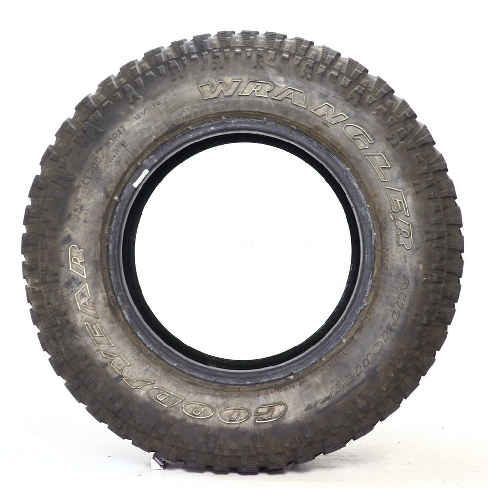 Set of (2) Used LT 265/70R17 Goodyear Wrangler Authority A/T 121/118Q - 12.5/32 - Image 3