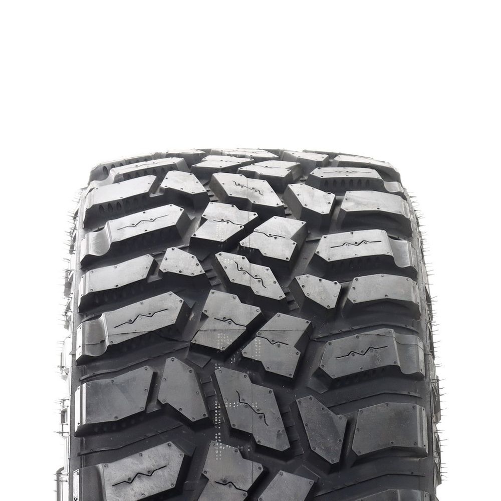 New LT 305/55R20 Cooper Discoverer STT Pro 121/118Q E - Image 2